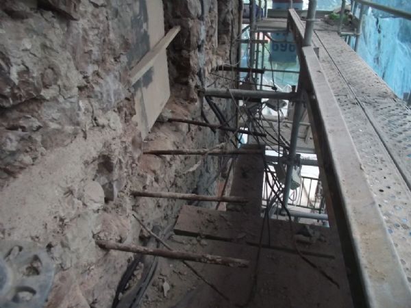 Demoliendo balcones