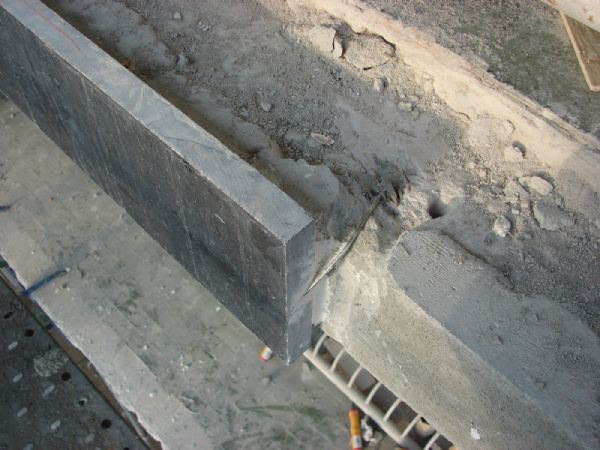 detalle de la colocacin de la piedra en los frentes de balcones con grapa oculta