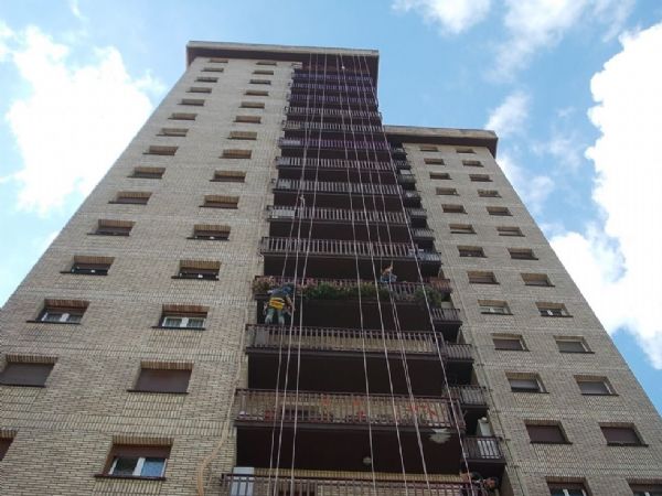 Trabajando con tcnicas de alpinismo