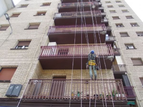 Trabajando con tcnicas de alpinismo