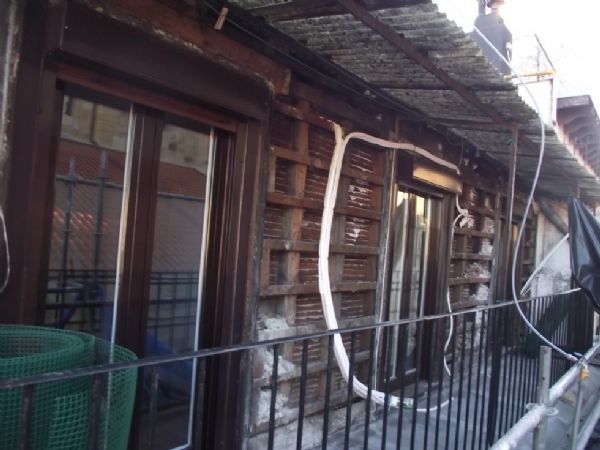 Demolición de fachada 5º