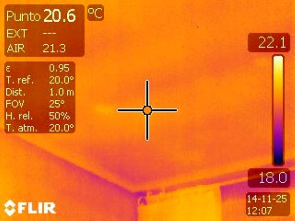 Mientras se realizaba la prueba de agua se tomaron termografias desde el 18, bajo la terraza